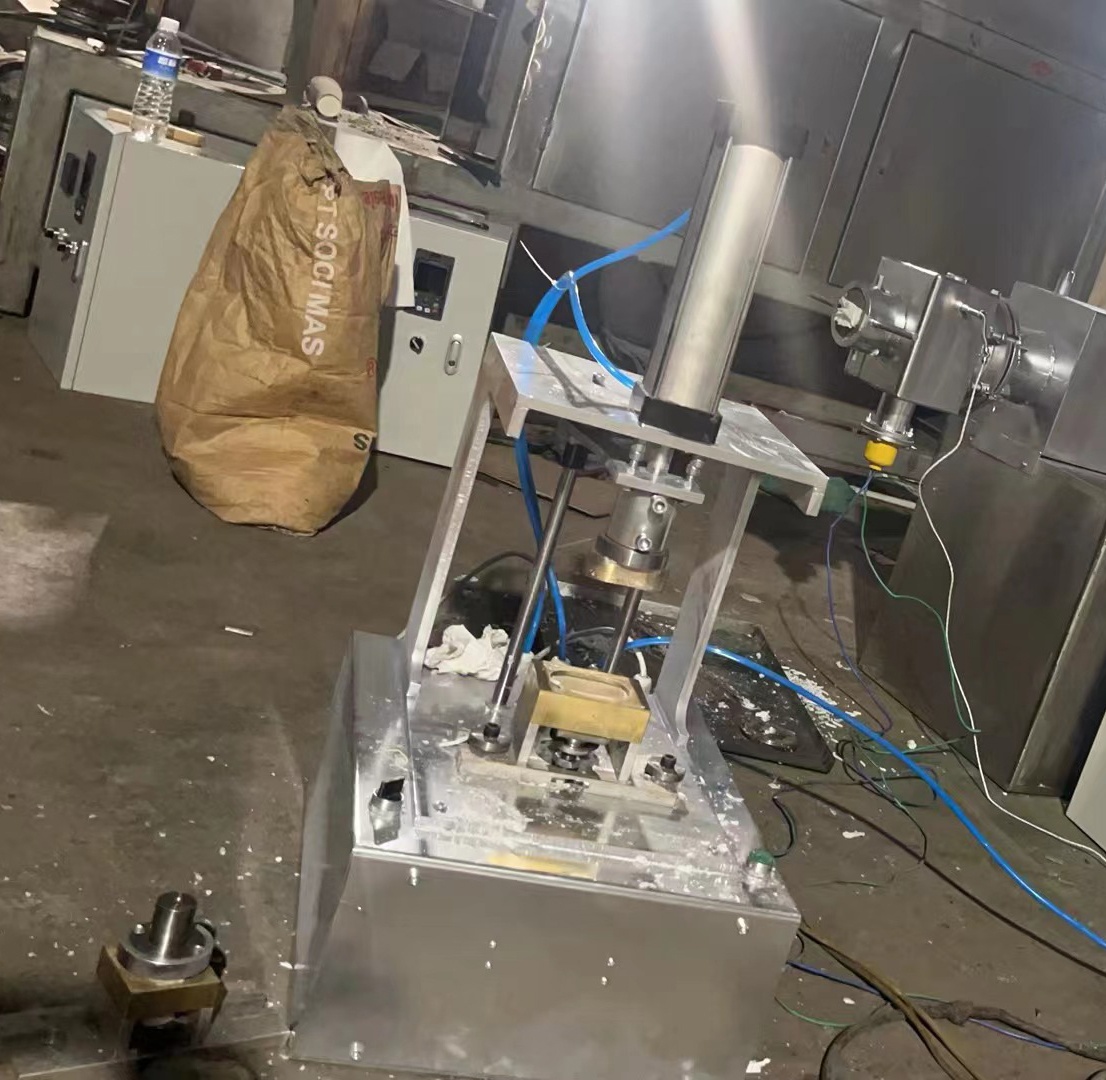 Kleine handmatige zeepstempelm - Soap Making Machine For Sale recensie en prijs